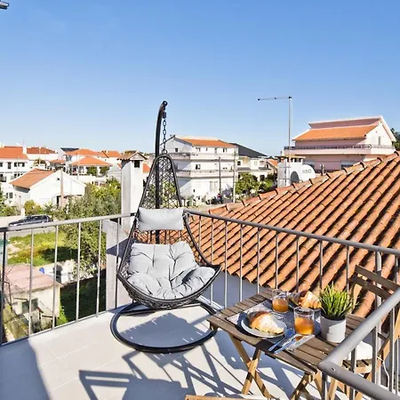 Bmyguest - Caparica Beach شقة